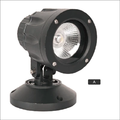 Led reflektorji na prostem